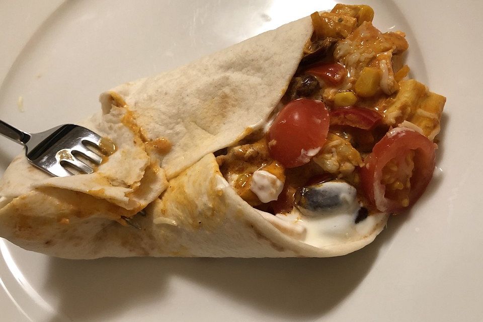 Mexikanische Tortilla - Wraps mit Hähnchenfüllung