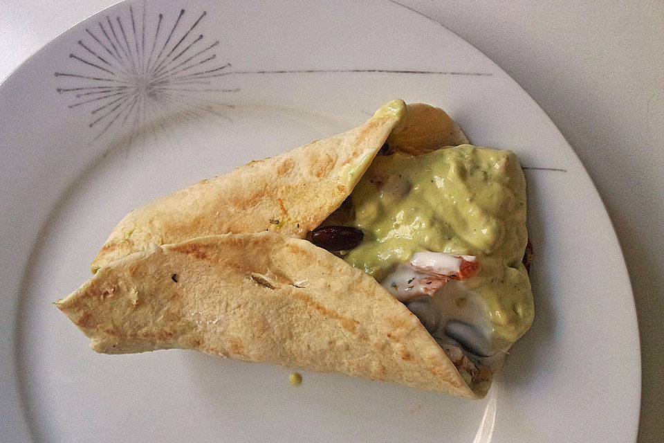 Mexikanische Tortilla - Wraps mit Hähnchenfüllung