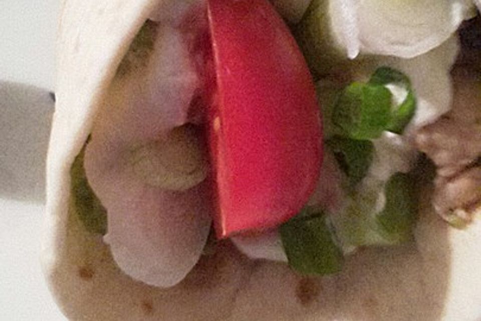 Mexikanische Tortilla - Wraps mit Hähnchenfüllung