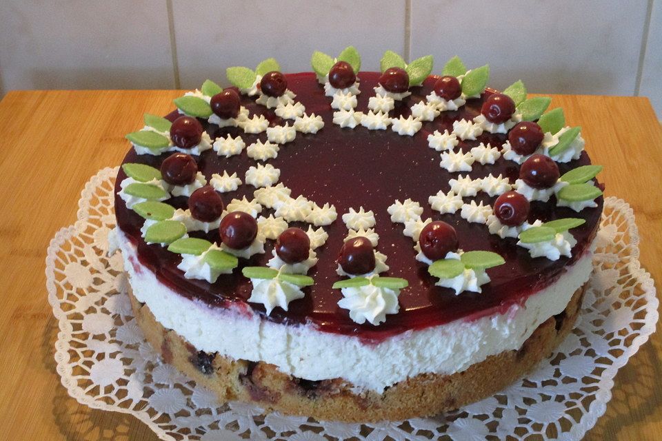 Rotkäppchen Torte