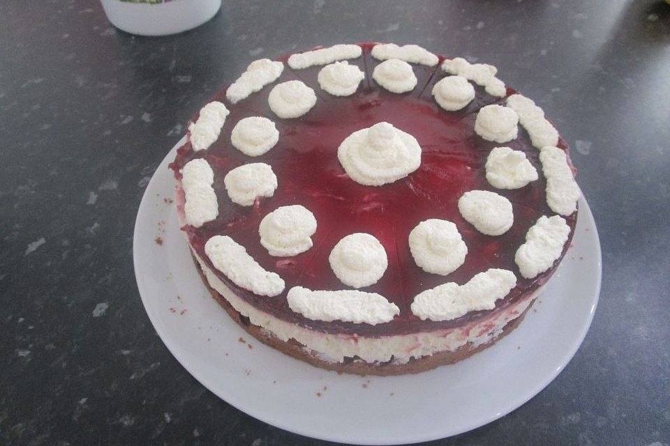 Rotkäppchen Torte