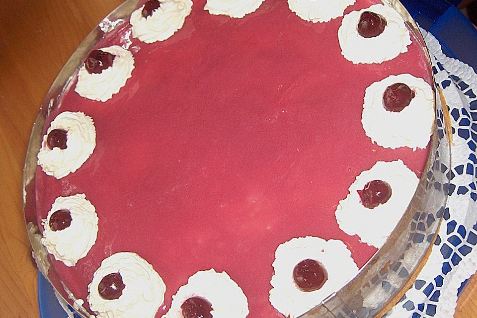 Rotkäppchen Torte