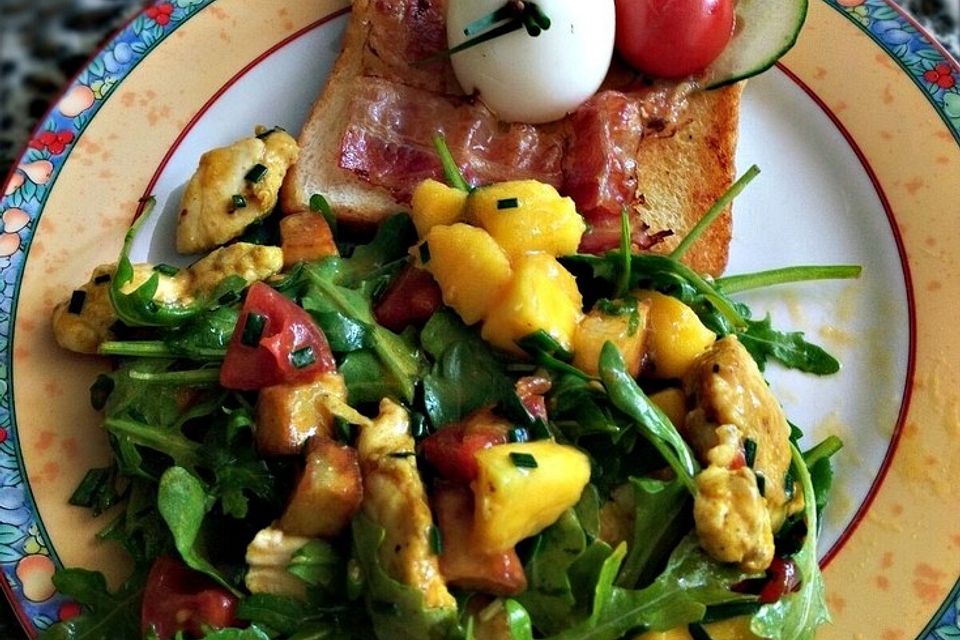 Nisis Mangosalat mit Eiermäusen im Nest