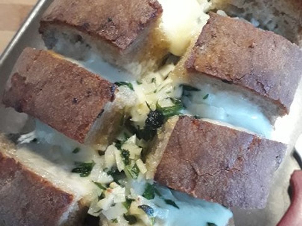 Schnelles Käse-Kräuter-Knoblauch-Brötchen von H_cks| Chefkoch