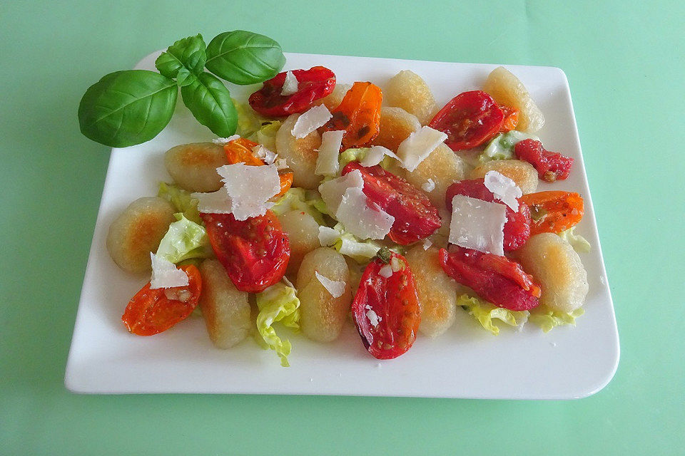 Lauwarmer Gnocchi-Salat