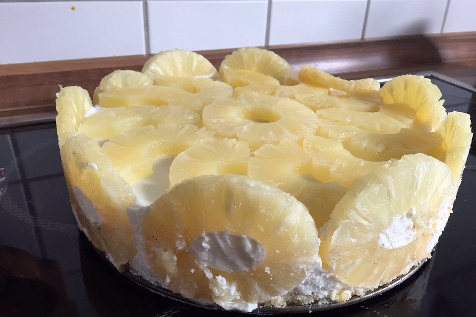 Ananas-Joghurt-Torte