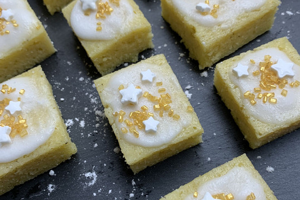 Supermoist and chewy Lemonies