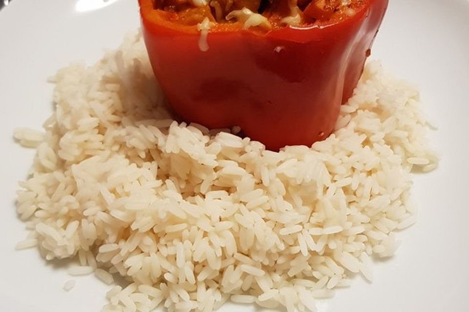 Gefüllte Paprika mit Hähnchen