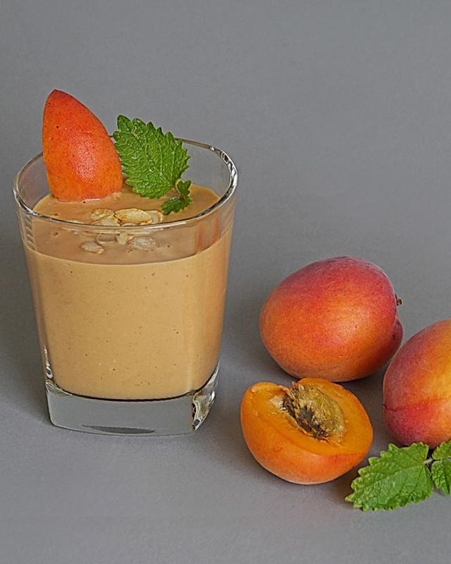 Aprikosen-Mandelmilch-Smoothie