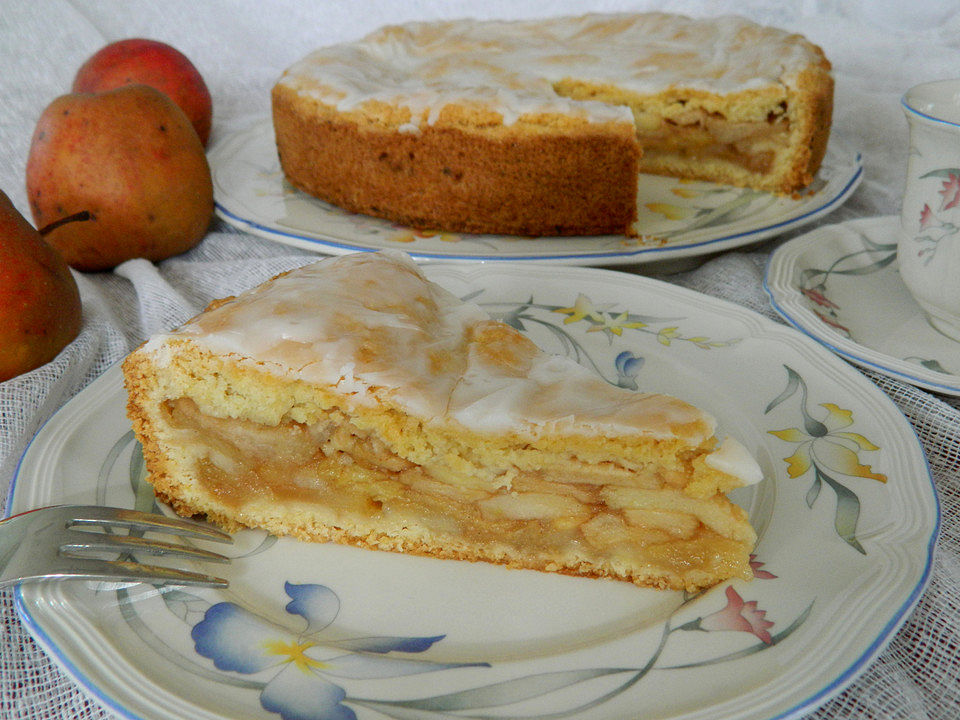 Gedeckter Apfelkuchen mit Zuckerguss von TomTom14441| Chefkoch