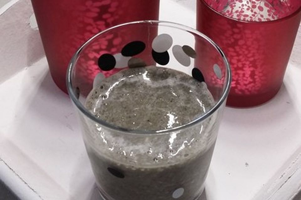 Blaubeer-Mandel-Spinat-Smoothie