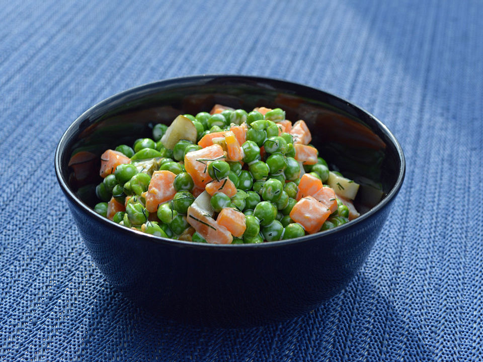 Erbsen-Möhren-Salat von SaintBo| Chefkoch