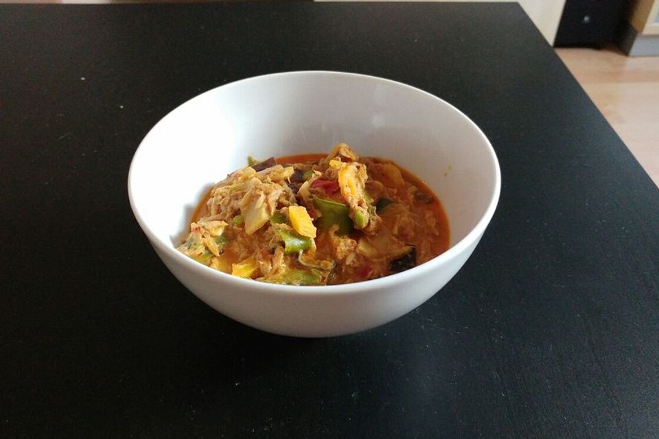 Asiatische Thunfisch-Curry-Kokos-Pfanne