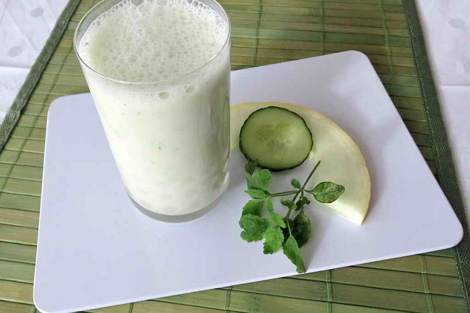 Gurken-Honigmelonen-Lassi