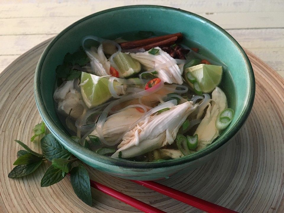 Pho Bo Suppe mit Hähnchen von jhin| Chefkoch