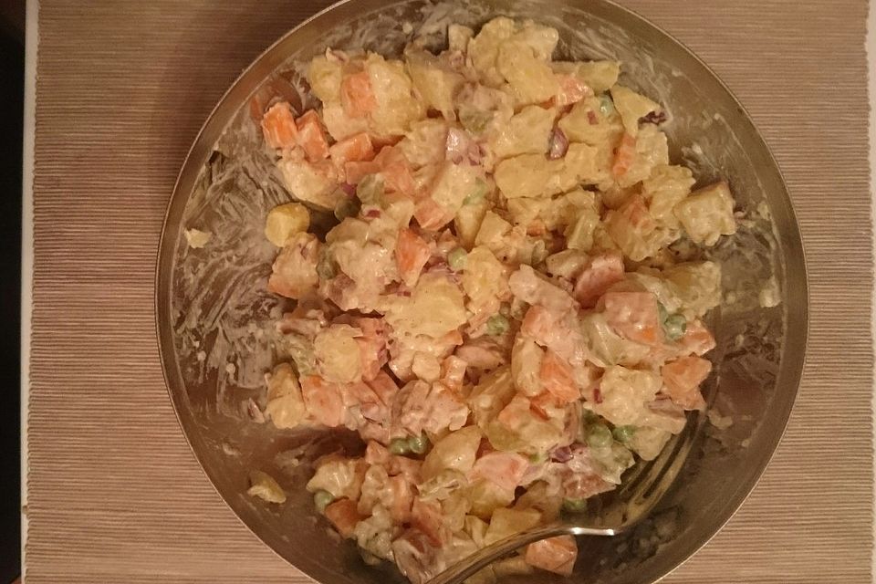 Veganer, russischer Wintersalat