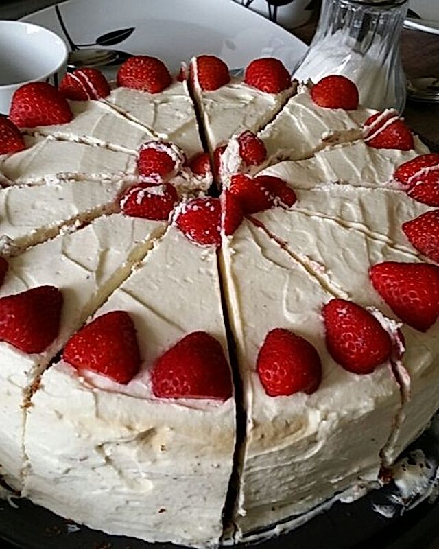Steffies Kirsch-Sahne-Vanillecreme-Torte