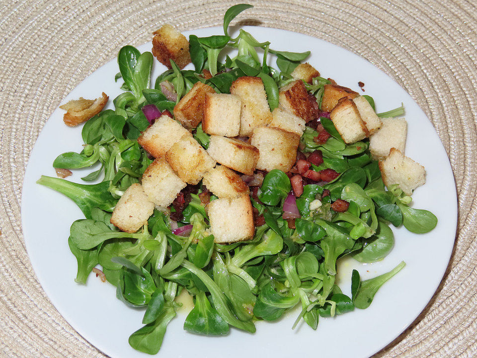 Feldsalat Mit Speck Und Croutons Von Perroquet Chefkoch