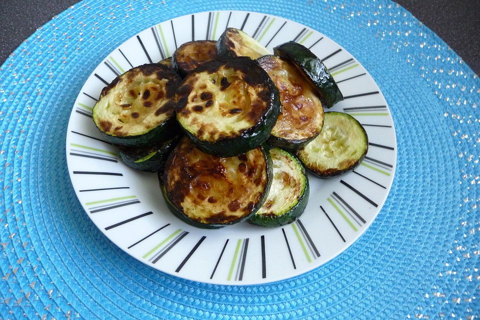 Gebratene Zucchini