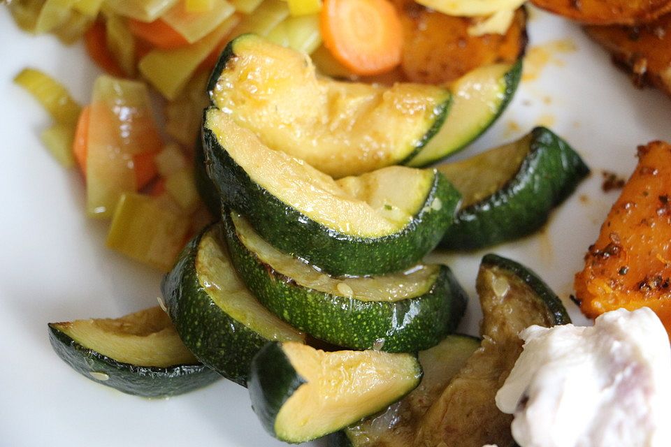 Gebratene Zucchini