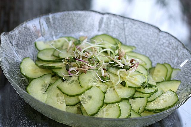 Süß - Saurer Gurkensalat von Kochwusel| Chefkoch