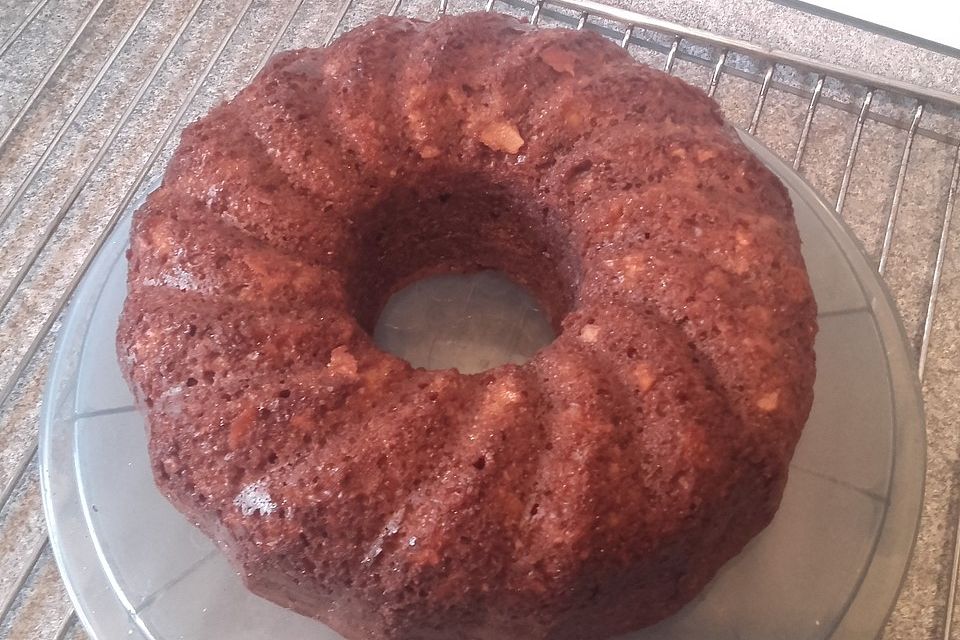 Flaumiger Schoko - Nuss - Kuchen mit Joghurt