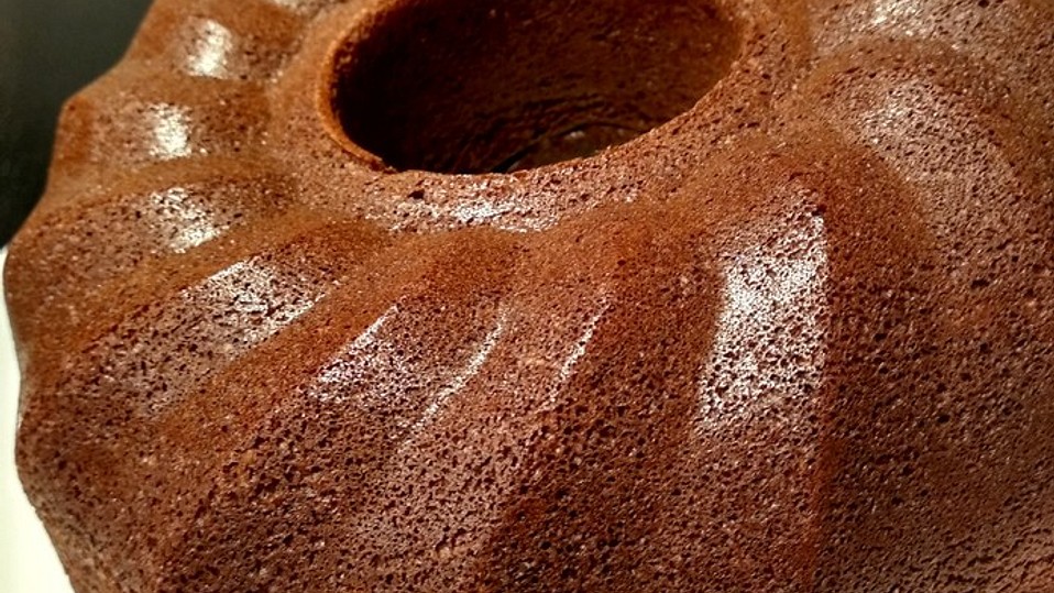 Flaumiger Schoko - Nuss - Kuchen mit Joghurt von süßli-regi Flaumiger Schoko - Nuss - Kuchen mit Joghurt von süßli-regi