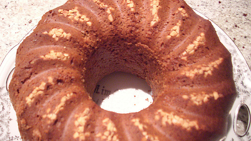 Flaumiger Schoko - Nuss - Kuchen mit Joghurt von süßli-regi Flaumiger Schoko - Nuss - Kuchen mit Joghurt von süßli-regi