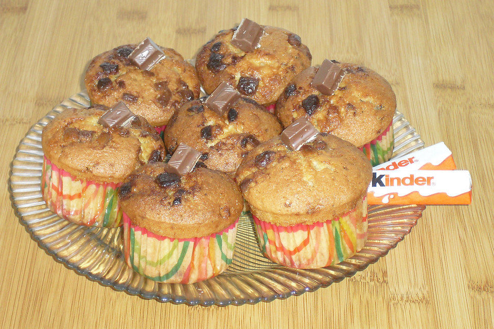 Die besten und schnellsten Schokomuffins mit Kinderschokolade