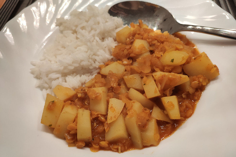 Vegetarisches Kartoffel-Linsen-Curry