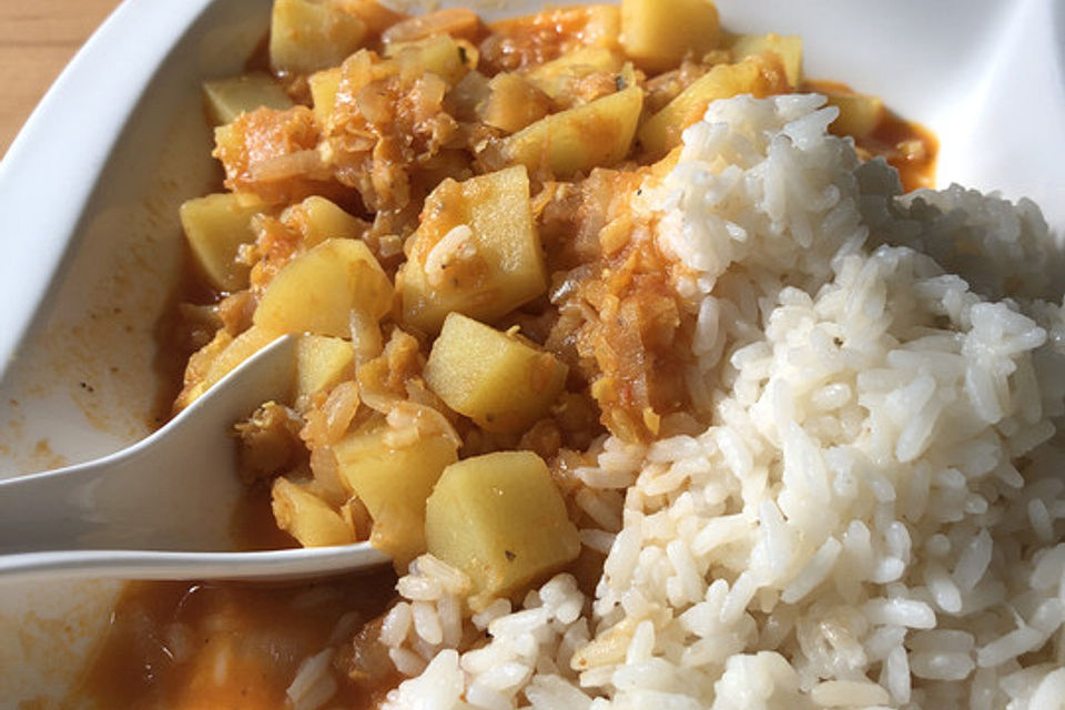 Vegetarisches Kartoffel-Linsen-Curry