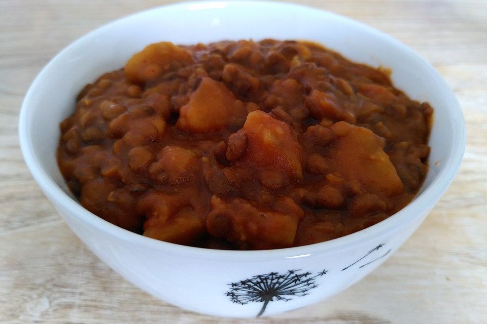 Vegetarisches Kartoffel-Linsen-Curry