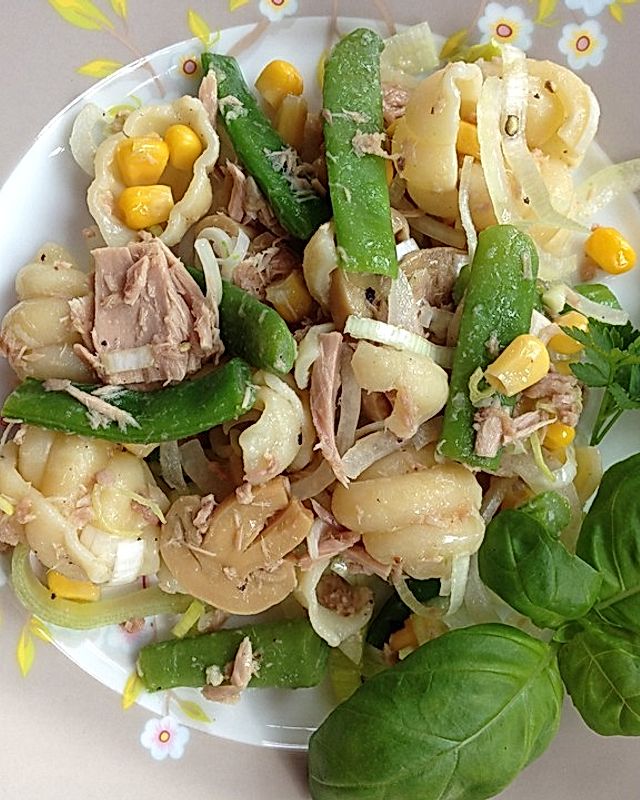 Italienischer Nudel-Mais-Thunfisch-Salat