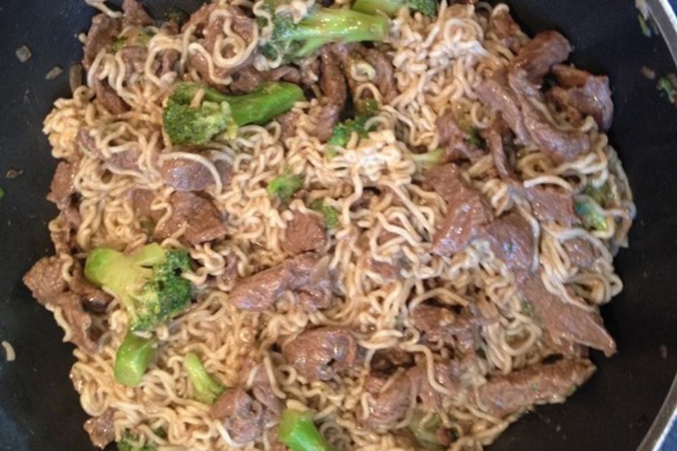 Rindfleisch Chow Mein