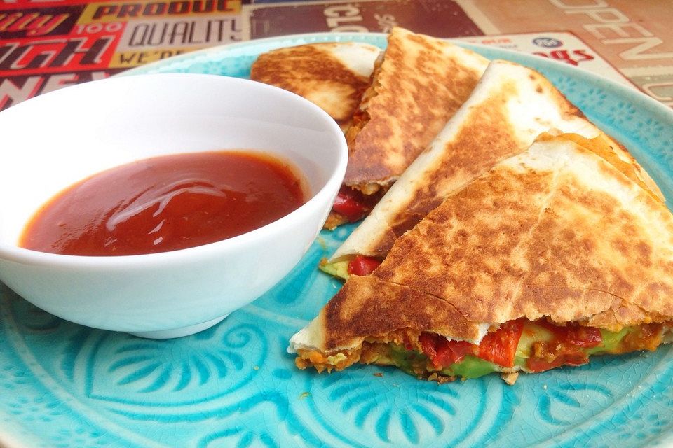 Vegane Buffalo Quesadillas