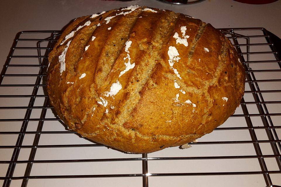 Brot im Bräter