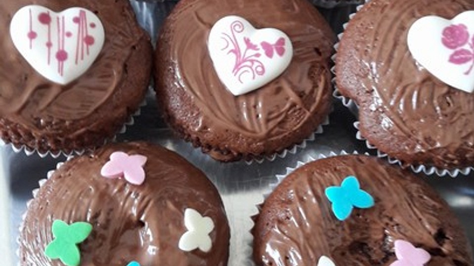 Schokoladenmuffins mit saurer Sahne von mary_bkw Schokoladenmuffins mit saurer Sahne von mary_bkw