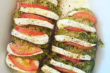 Facherhahnchen Mit Basilikumpesto Und Tomaten Von Mariechristin04 Chefkoch