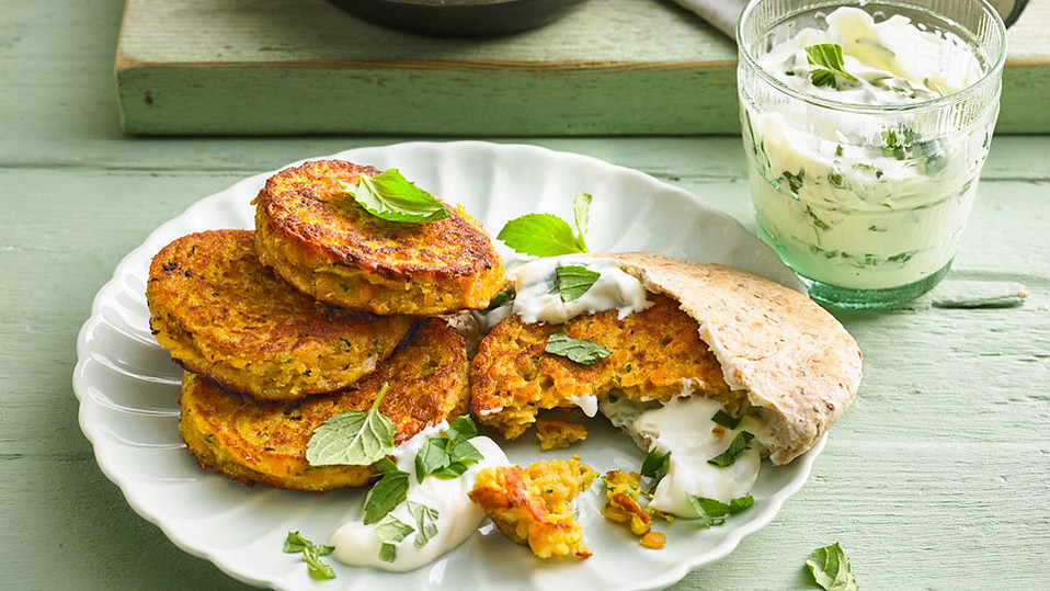 Linsenbratlinge mit Joghurt-Minz-Soße von zoe_mina