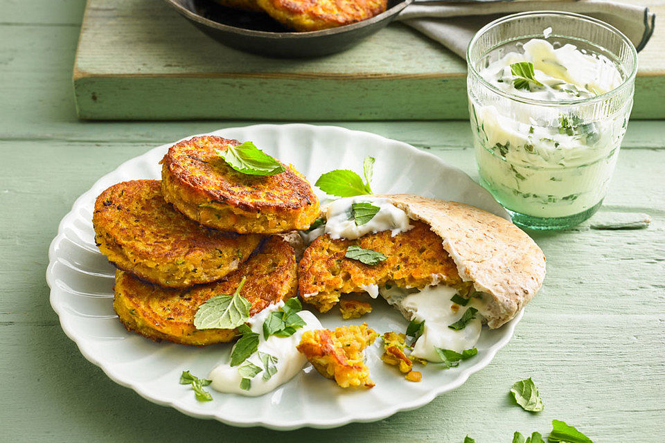 Linsenbratlinge mit Joghurt-Minz-Soße