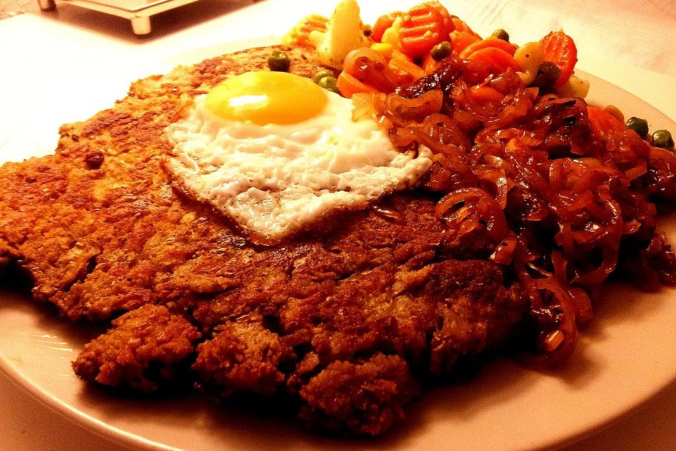 Vegetarisches "Schnitzel" mit geschmorten Schalotten