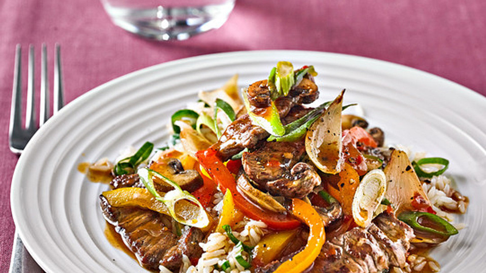 Geschnetzeltes-mit-Sweet-Paprika-Champignons-und-M-hre