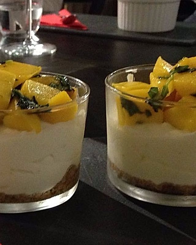 Mango-Limetten-Shortcake mit Thai-Basilikum