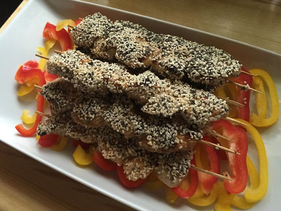 BettiBlus Puten-Sesam-Chia-Spieße von BettiBlu68| Chefkoch BettiBlus Puten-Sesam-Chia-Spieße von BettiBlu68| Chefkoch