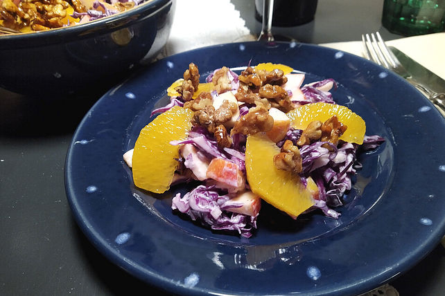 Rotkohlsalat mit Blutorangen und Walnüssen| Chefkoch