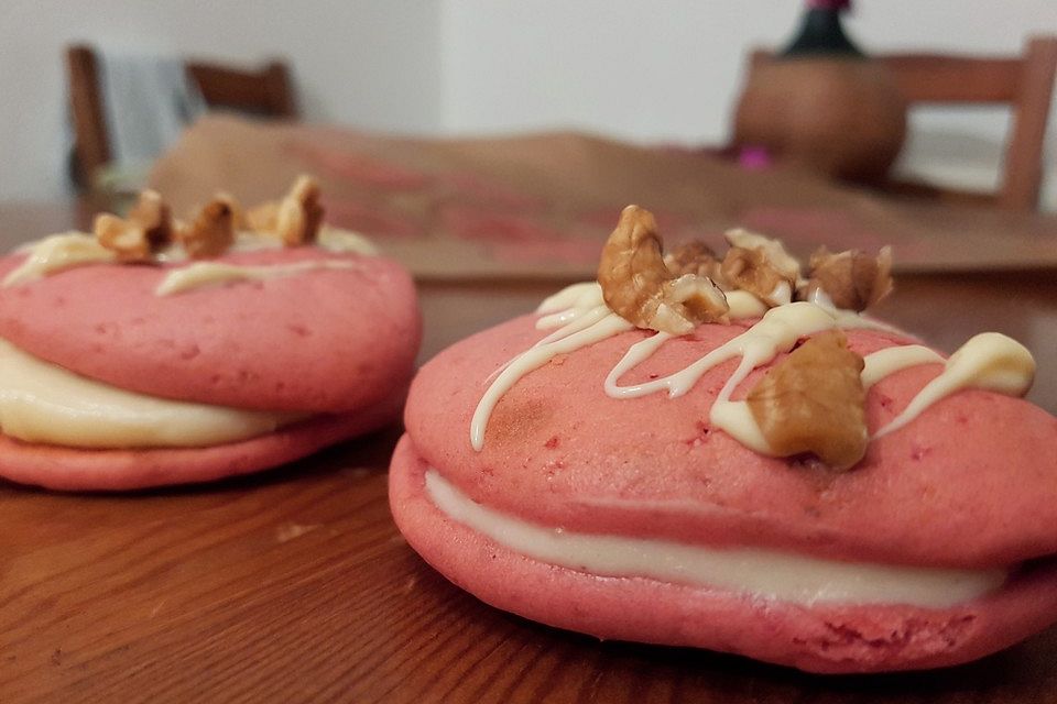 Red Velvet Whoopie Pies