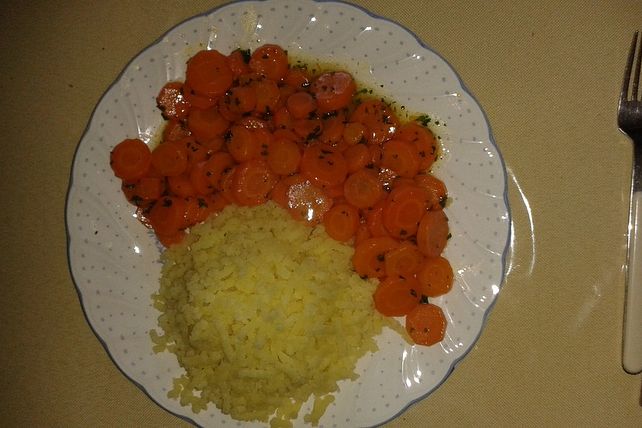 Kartoffelschnee mit Karotten von Maeggi-Maus| Chefkoch