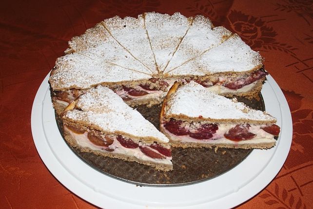 Gedeckter Zwetschgen-Nusskuchen von Tatunca| Chefkoch