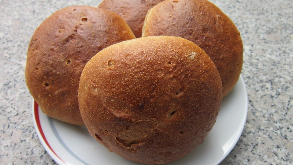 Dinkelvollkornbrötchen mit Sauerteig von trekneb Dinkelvollkornbrötchen mit Sauerteig von trekneb