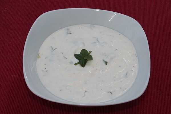Scharfer Basilikum-Knoblauch-Dip von patty89 | Chefkoch